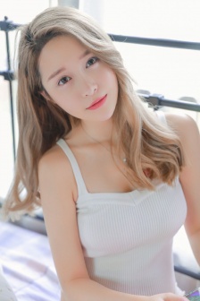 奇怪的她 电影